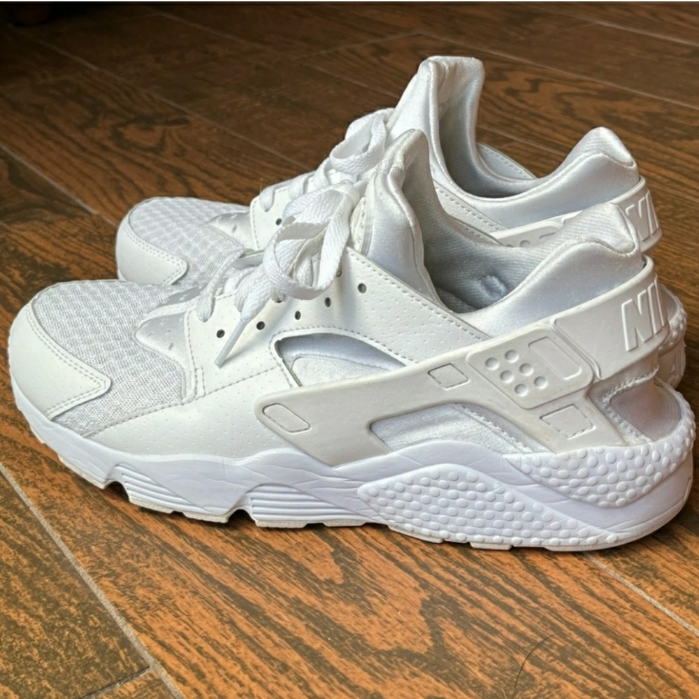 Nike Air Huarache White Platinum Tennis Shoes sz 10